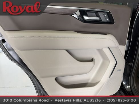 Used 2025 Chevrolet Tahoe Z71 w/ Z71 Off-Road Package image 21