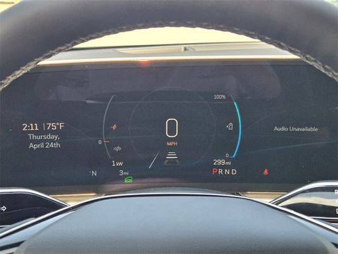 New 2025 Cadillac Lyriq Luxury image 17