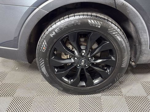 Used 2020 Kia Sorento EX AWD/4WD image 12