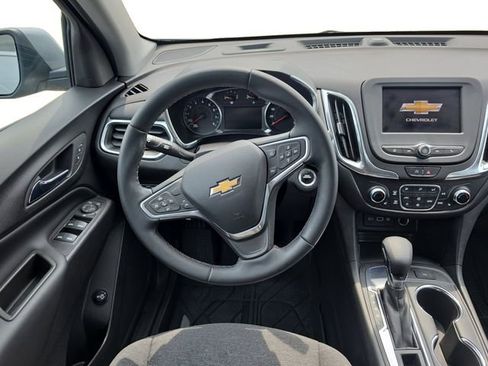 Used 2023 Chevrolet Equinox LT FWD image 14