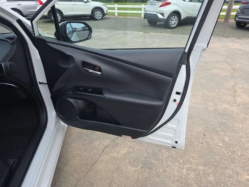 Used 2021 Toyota Prius Limited FWD image 49