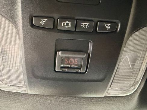 Used 2019 Toyota Corolla XSE image 39