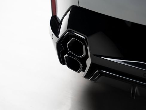 Used 2024 BMW XM Label Red image 33