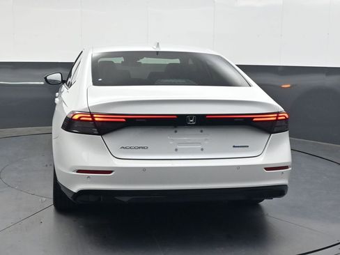 Used 2025 Honda Accord EX-L image 5