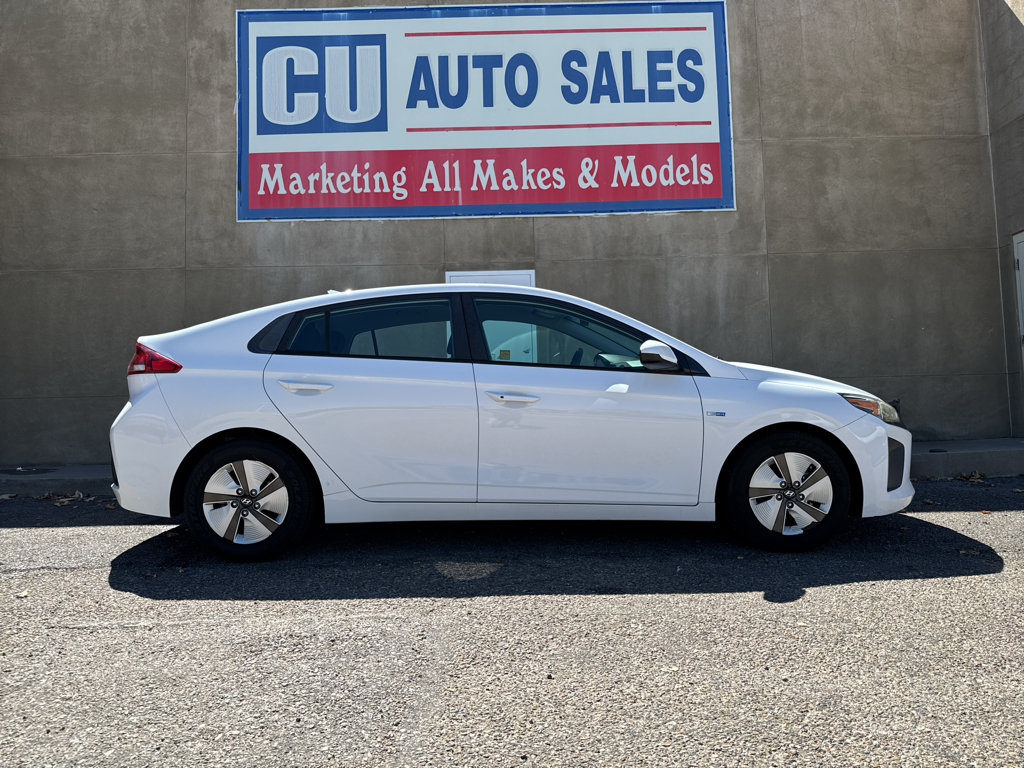 Used 2018 Hyundai Ioniq Blue FWD image 4
