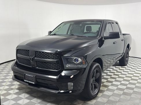 Used 2014 RAM 1500 Express w/ Black Ram 1500 Express Group AWD/4WD image 10