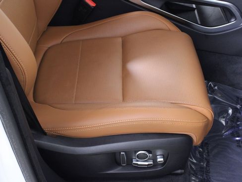 Used 2025 Jaguar F-PACE R-Dynamic S image 16