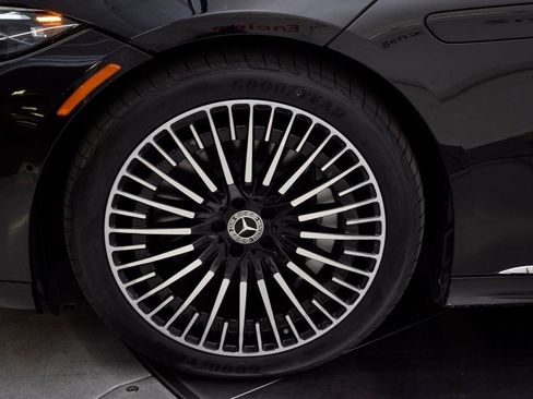 Certified 2023 Mercedes-Benz EQS 580 4MATIC Sedan image 11