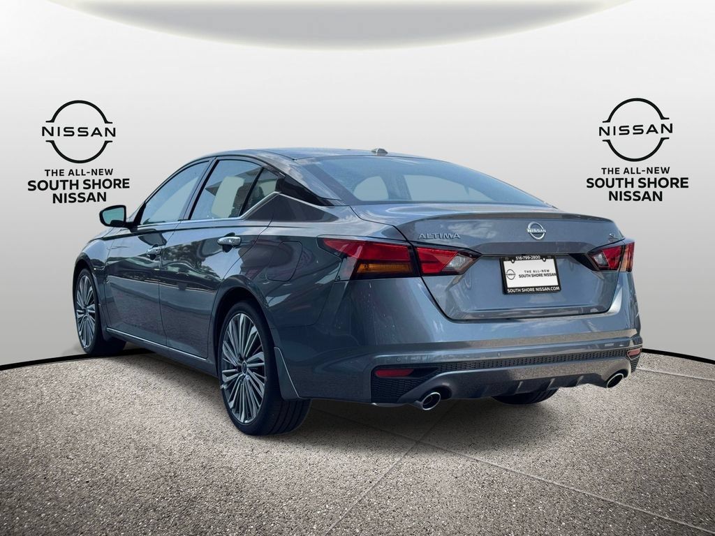 Certified 2025 Nissan Altima 2.5 SL FWD image 7