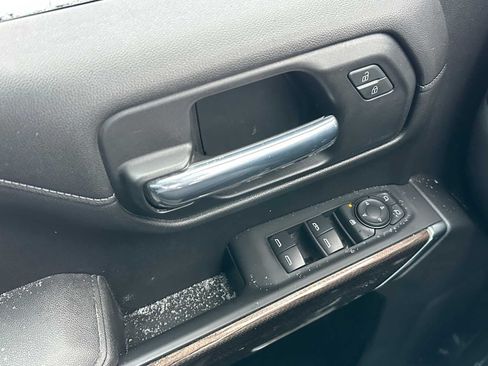 Certified 2021 Chevrolet Silverado 1500 RST AWD/4WD image 31