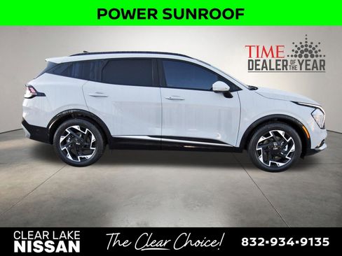 Used 2025 Kia Sportage SX image 8