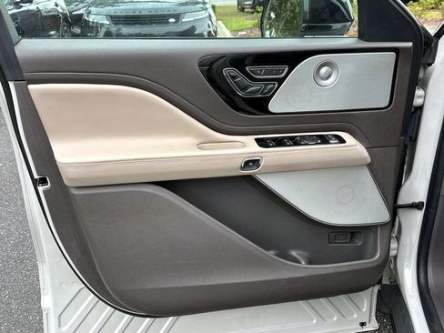 Used 2020 Lincoln Aviator Reserve w/ Equipment Group 202A image 18