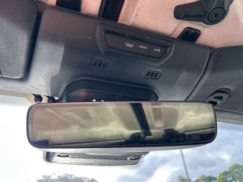 Used 2022 Jeep Wrangler Unlimited Rubicon w/ Trailer Tow Package image 49