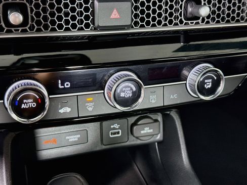 Certified 2022 Honda Civic Sport image 17