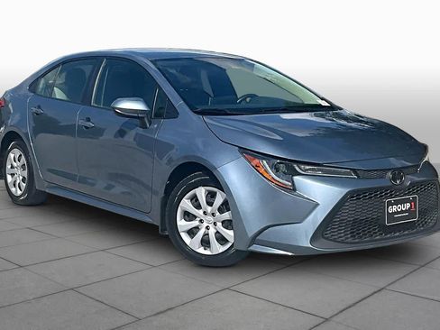 Used 2021 Toyota Corolla LE w/ Carpet Mat Package (TMS) FWD image 3