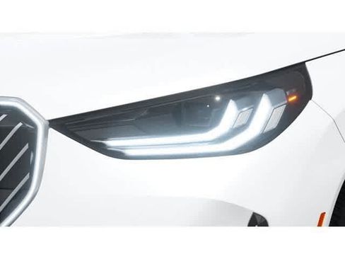 Used 2026 BMW X3 xDrive30i w/ Premium Package AWD/4WD image 6