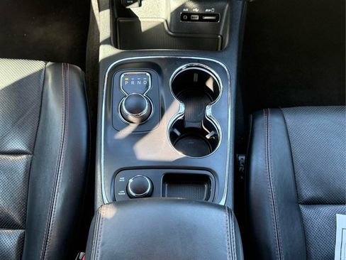 Used 2017 Dodge Durango R/T w/ Technology Group AWD/4WD image 25