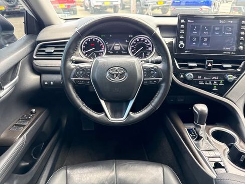 Used 2024 Toyota Camry XLE w/ Cold Weather Package FWD image 18