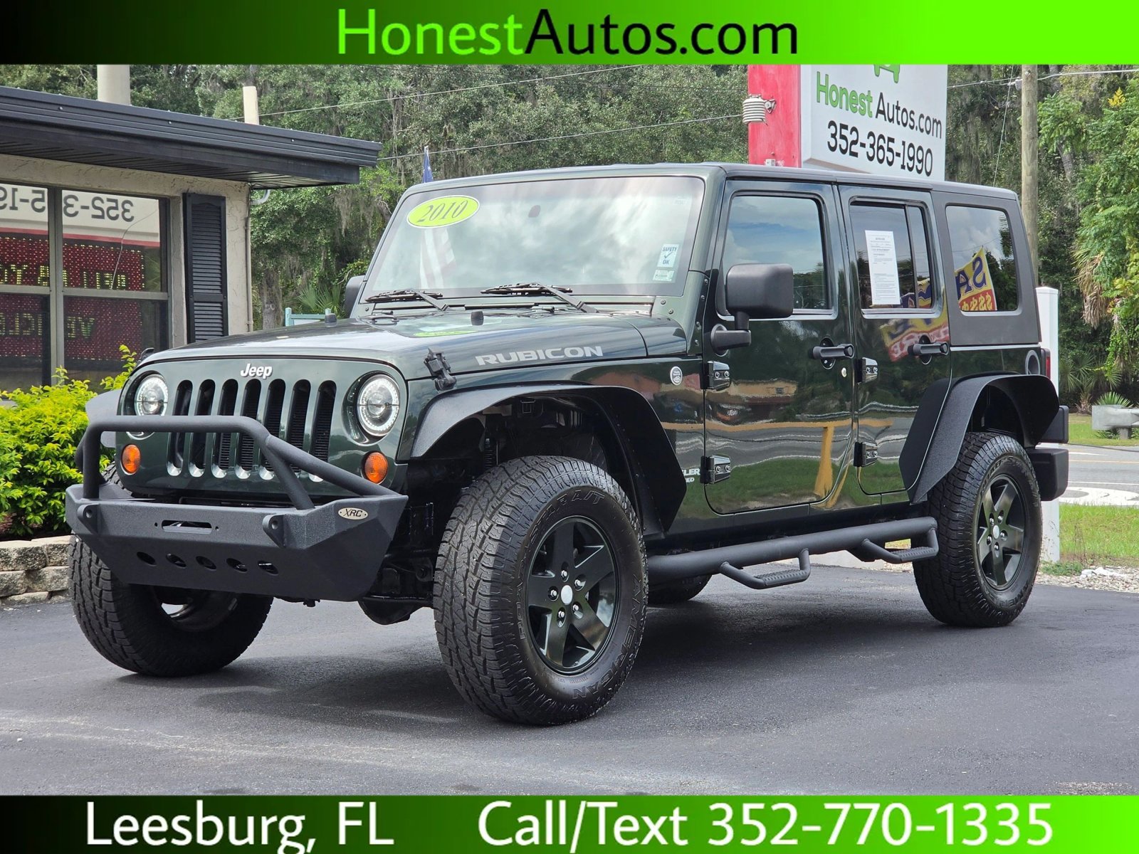 Used 2010 Jeep Wrangler Unlimited Rubicon w/ Dual Top Group AWD/4WD image 1
