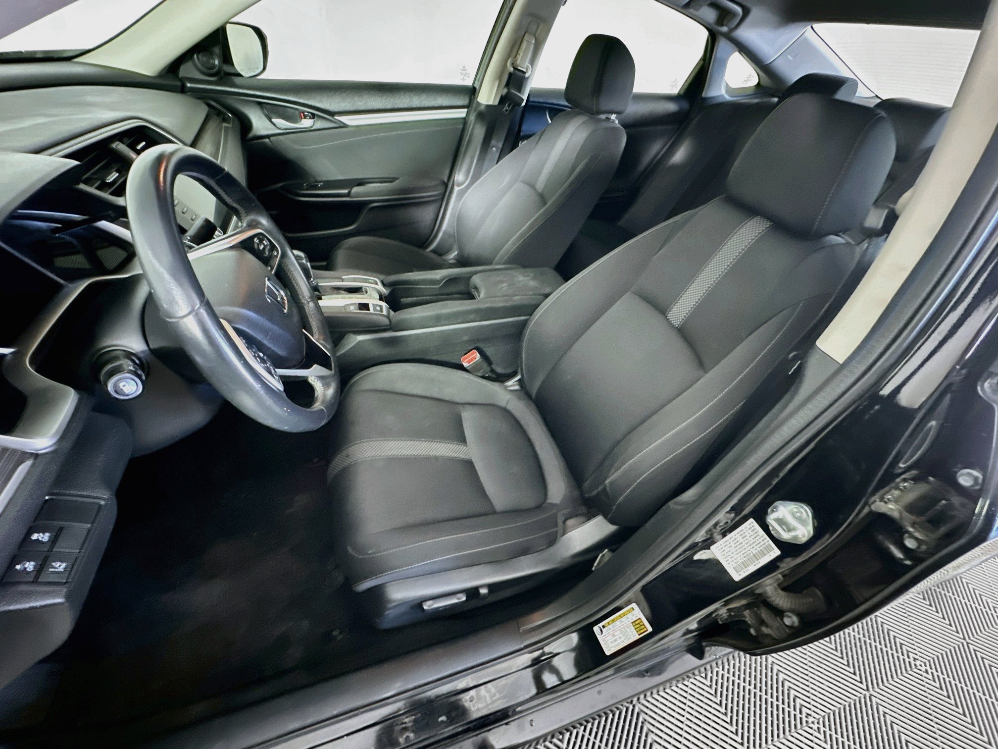 Used 2021 Honda Civic EX image 13