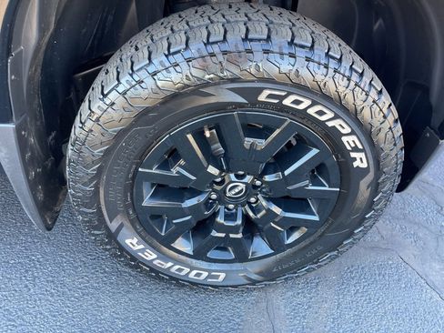 Used 2022 Nissan Frontier SV image 27