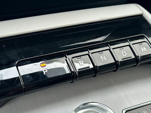 New 2026 Lincoln Navigator Premiere image 22