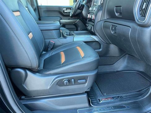 Used 2022 GMC Sierra 2500 AT4 image 21