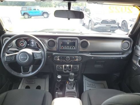 Used 2022 Jeep Wrangler Unlimited Sport AWD/4WD image 17