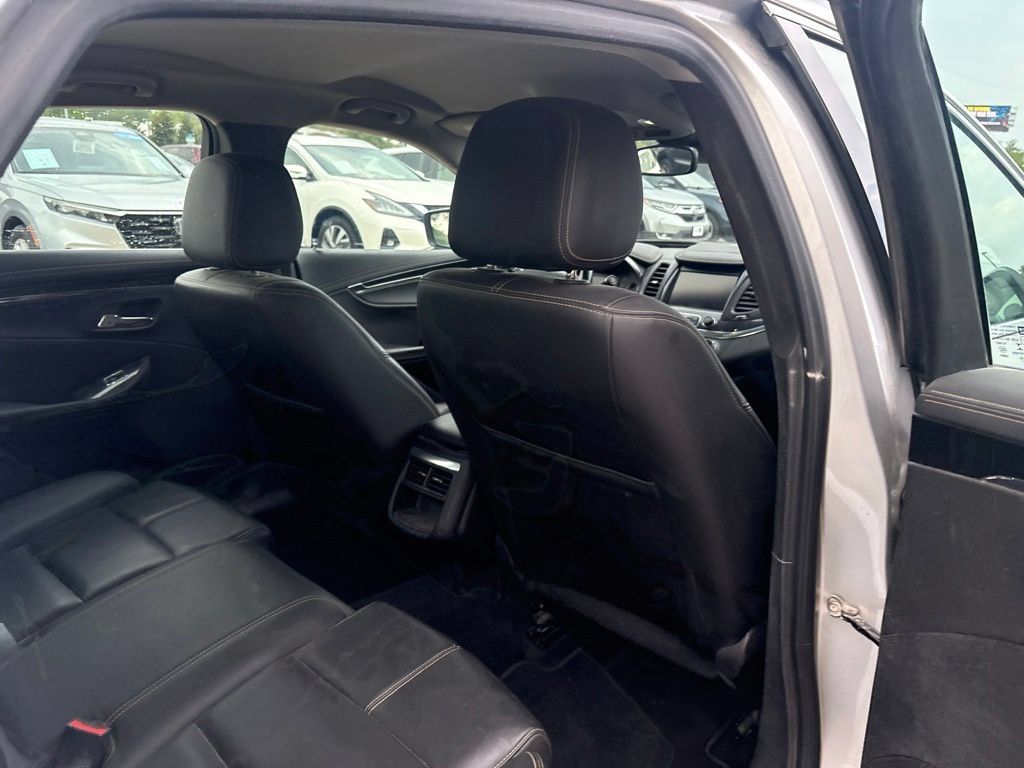 Used 2017 Chevrolet Impala LT w/ Leather Package FWD image 31