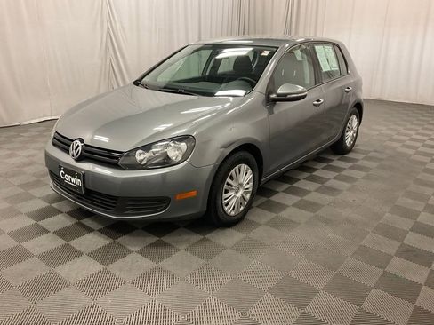 Used 2011 Volkswagen Golf 4-Door FWD image 5