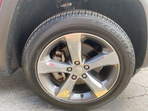 Used 2021 Jeep Grand Cherokee L Limited image 10