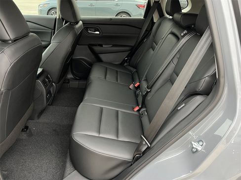 New 2026 Nissan Rogue SV w/ SV Premium Package image 15