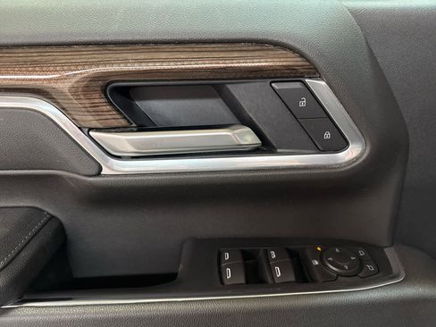 Certified 2025 Chevrolet Silverado 2500 LT w/ Convenience Package image 14