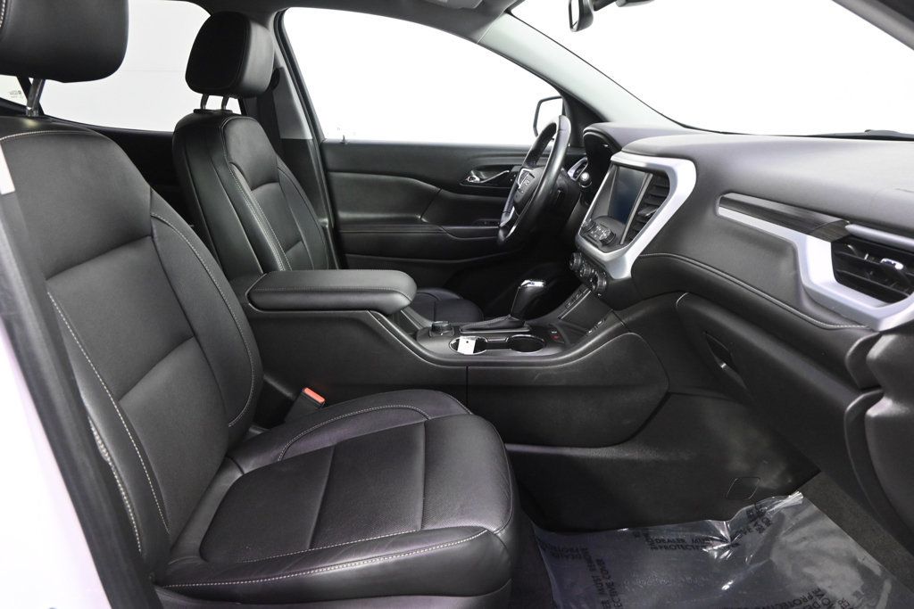 Used 2017 GMC Acadia SLT AWD/4WD image 16