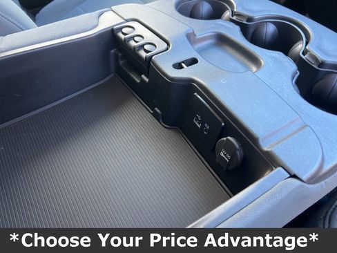 Used 2013 RAM 1500 Express image 27