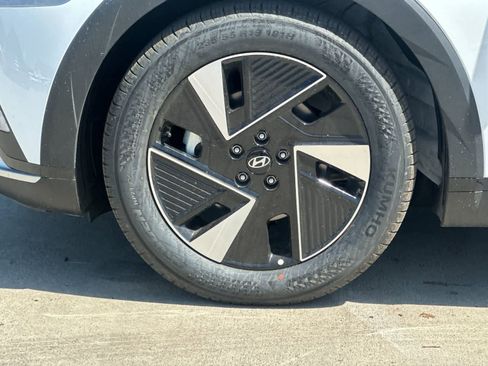 New 2026 Hyundai Ioniq 5 SEL RWD image 24