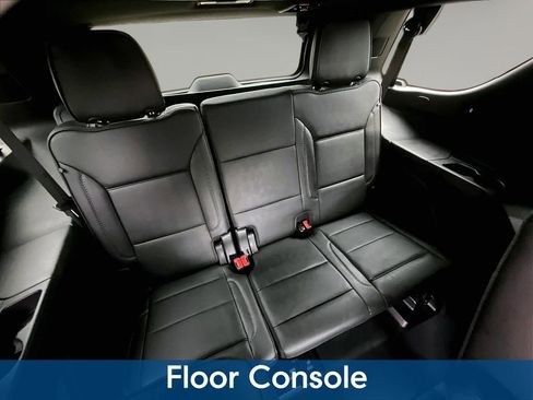 Used 2022 GMC Yukon Denali AWD/4WD image 29