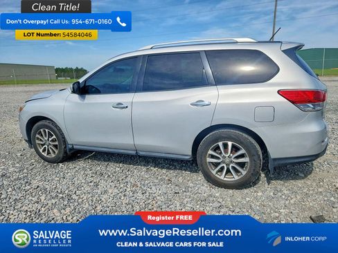 Used 2013 Nissan Pathfinder SV FWD image 3