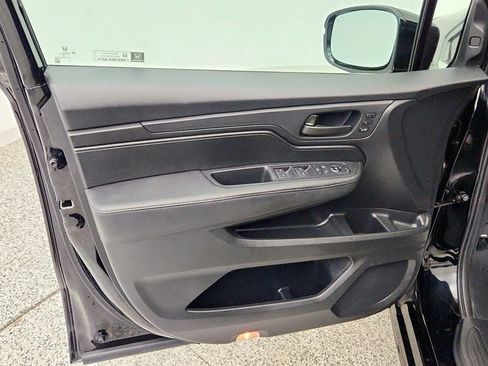 Used 2025 Honda Odyssey Sport-L image 11