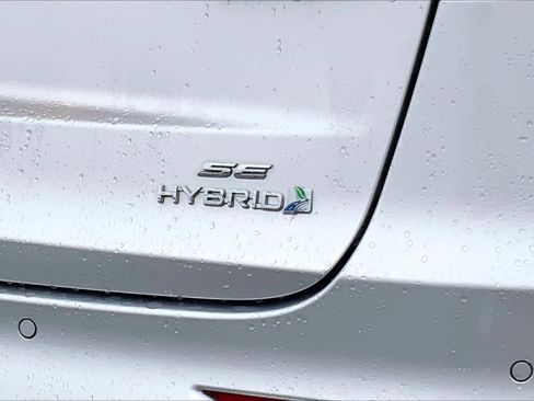 Used 2019 Ford Fusion SE FWD image 27