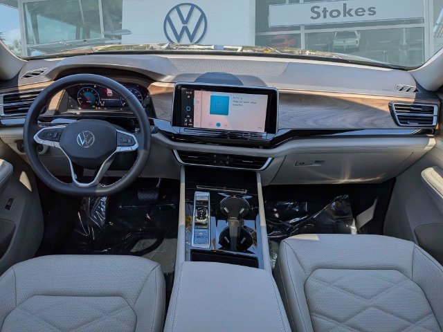 New 2026 Volkswagen Atlas SE FWD image 16