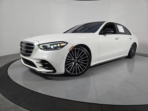 Used 2023 Mercedes-Benz S 500 4MATIC image 1