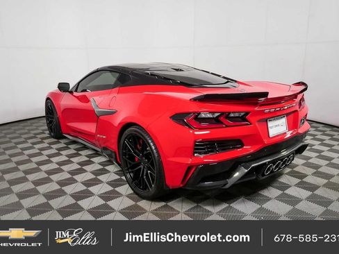 Certified 2024 Chevrolet Corvette Z06 w/ Chrome Exterior Badge Package RWD image 24