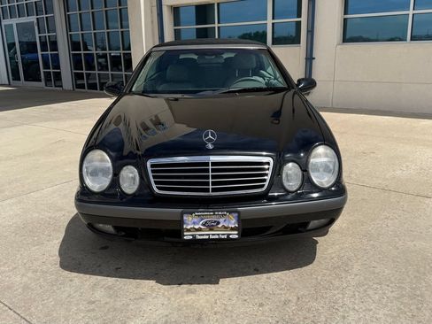Used 1999 Mercedes-Benz CLK 320 Cabriolet image 2