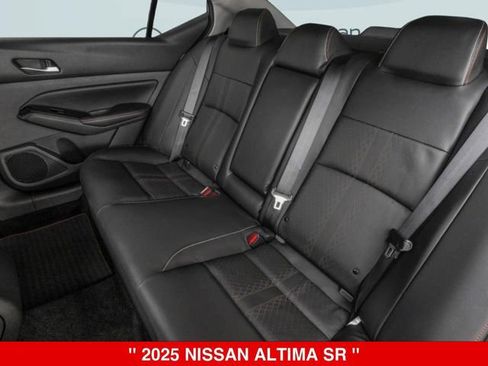 New 2025 Nissan Altima 2.5 SR FWD image 12