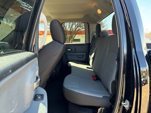 Used 2024 RAM 1500 Classic SLT AWD/4WD image 25