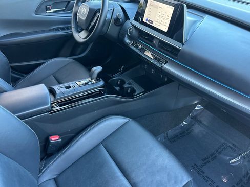 Used 2023 Toyota Prius XLE image 30