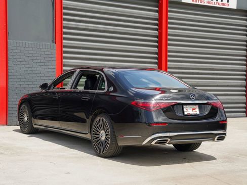 Used 2024 Mercedes-Benz Maybach S 580 4MATIC w/ Manufaktur Leather Package image 13