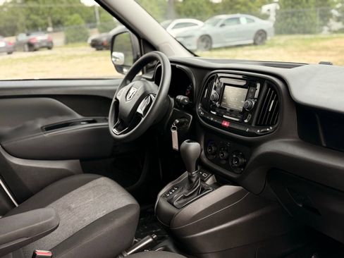 Used 2022 RAM ProMaster City Tradesman FWD image 26
