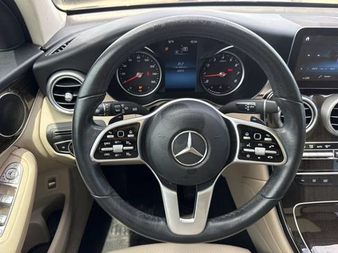 Used 2021 Mercedes-Benz GLC 300 w/ Premium Package image 12